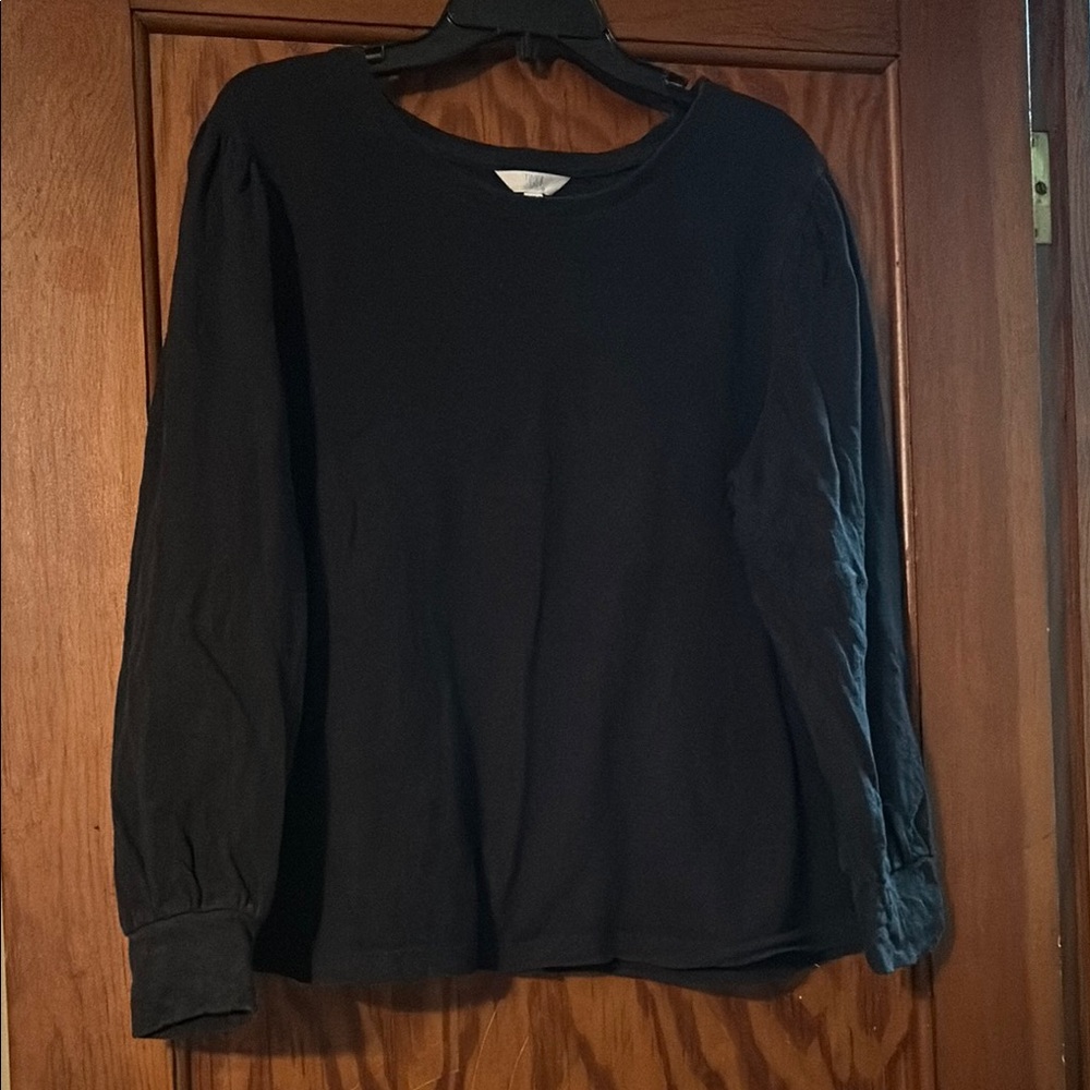 Time and Tru Faded Black Long Sleeve Sweatshirt